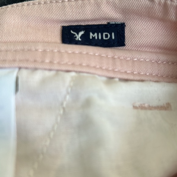 American Eagle Outfitters Size 8 MIDI Shorts - Picture 5 of 5